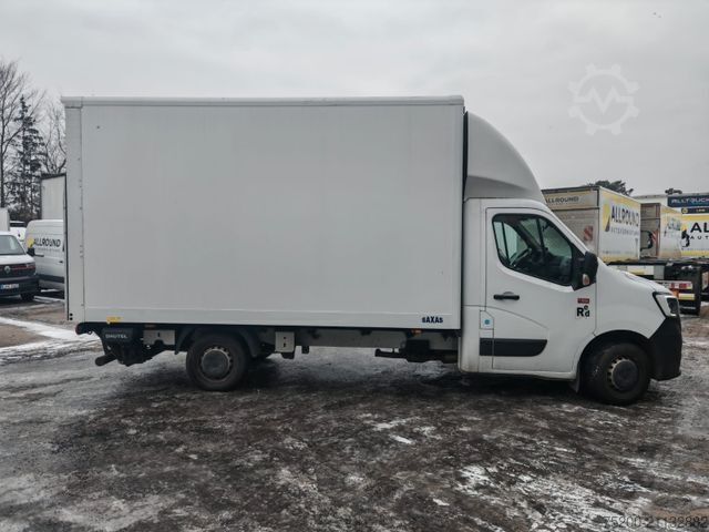 Box van RENAULT Master