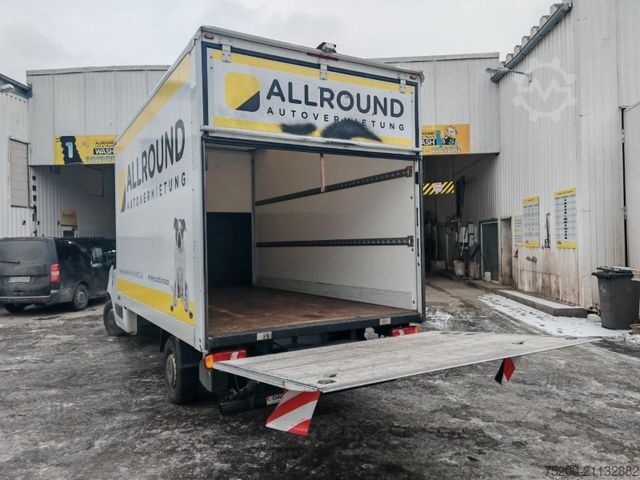 Box van RENAULT Master