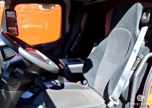 Volumen SZM MERCEDES-BENZ Actros 1843 LS NR 4x2