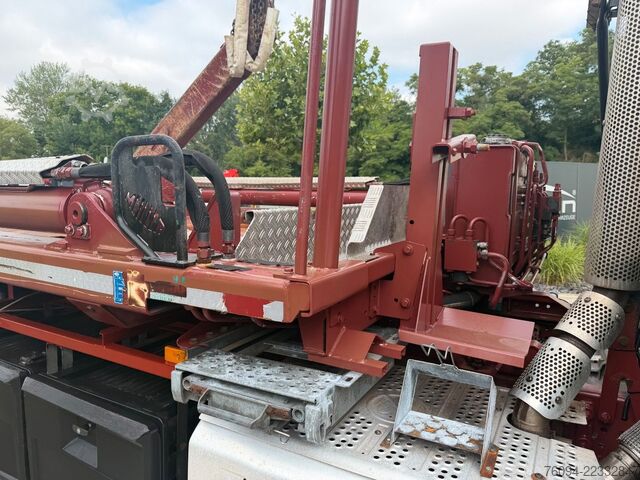 Skip truck MERCEDES-BENZ Antos 4x2 Absetzkipper MEILLER AHK 35to