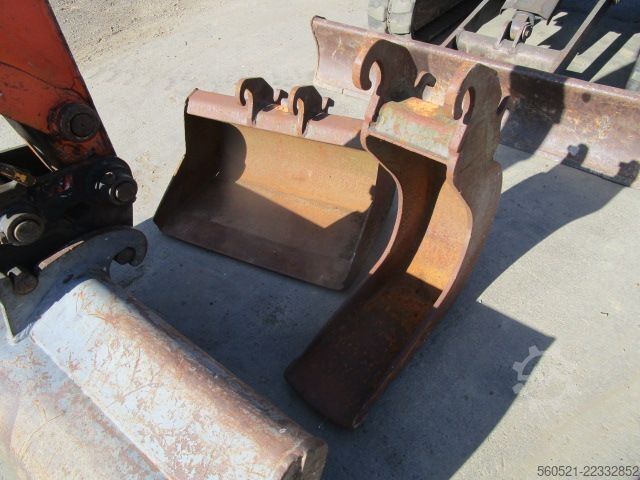 Minibagger Hitachi EX36UE - Schnellwechsler + 3 Löffel