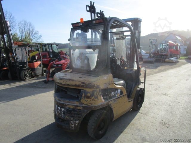 Diesel Forklift Caterpillar DP25N - Triplex-Freihub 5,6m + Seitenschieber