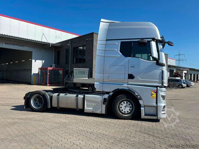 Volume tractor unit MAN TGX 18.510 LL SA Mega INDIVIDUAL Vollausstattung