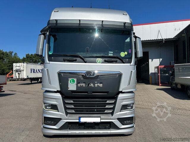 Volume tractor unit MAN TGX 18.510 LL SA Mega INDIVIDUAL Vollausstattung