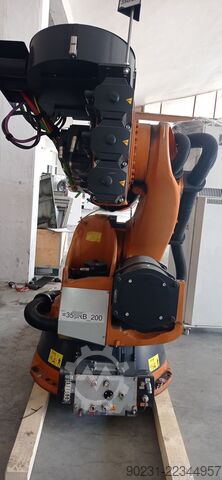 Industrial robot KUKA KR 200-2 comp