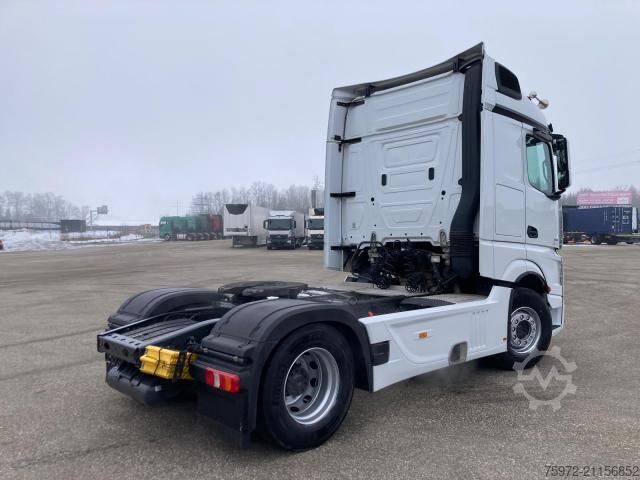 Standard tractor unit Actros 1845 LS
