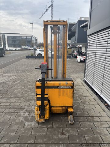 Palettenstapler Jungheinrich EJC 12,5