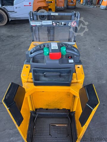 Palettenstapler Jungheinrich ERD 220