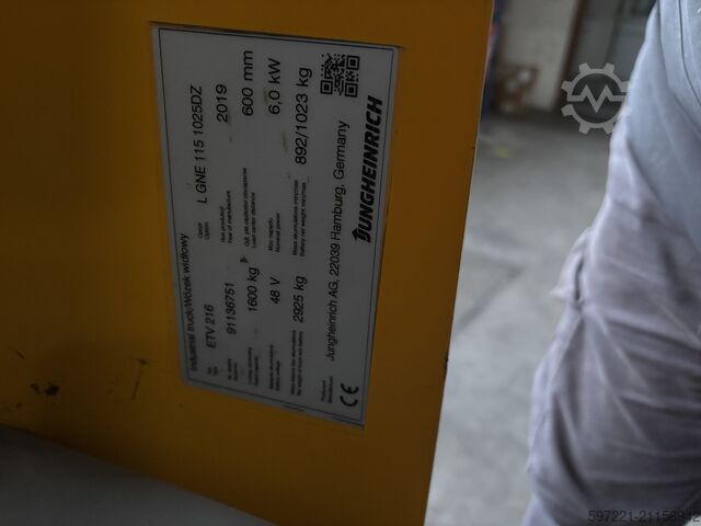 Schubmaststapler Jungheinrich ETV 216 Lithium