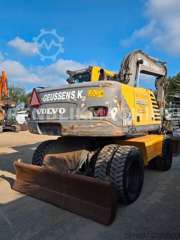 Mobile excavator VOLVO EW160 B