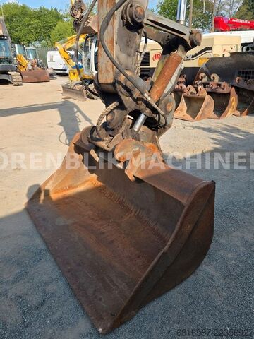 Mobile excavator VOLVO EW160 B