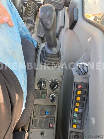 Mobile excavator VOLVO EW160 B