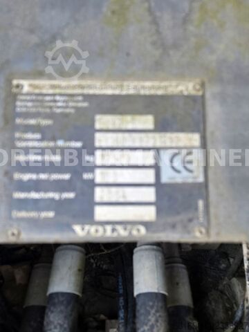 Mobile excavator VOLVO EW160 B