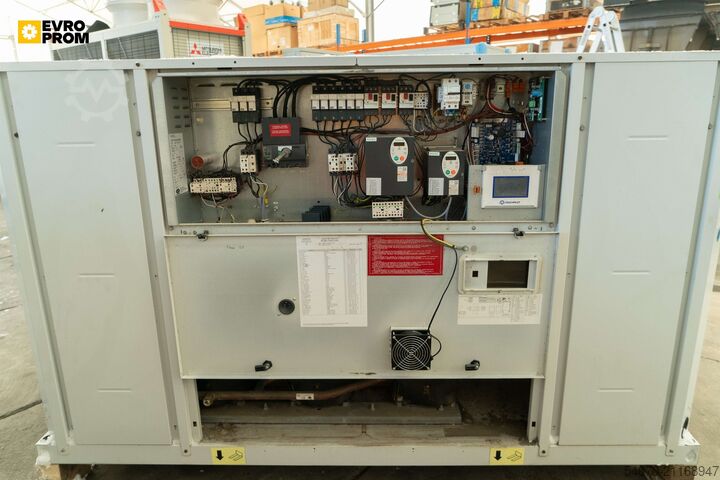 Kältemaschine Used Aircooled chiller CARRIER 30RBS 120B0273 PE 117 KW. 2016 yom