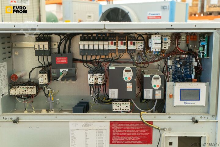 Kältemaschine Used Aircooled chiller CARRIER 30RBS 120B0273 PE 117 KW. 2016 yom