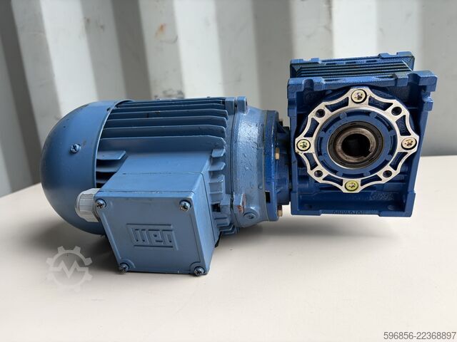 Lenze GSN04-1NHAR geared motor 0.37 kW 140 rpm i=10 WEG AL71-4 3-phase IP55 Lenze GSN04-1NHAR Getriebemotor 0,37 kW 140 U/min i=10 WEG AL71-4 3-Ph IP55 Lenze GSN04-1NHAR Getriebemotor 0,37 kW 140 U/min i=10 WEG AL71-4 3-Ph IP55