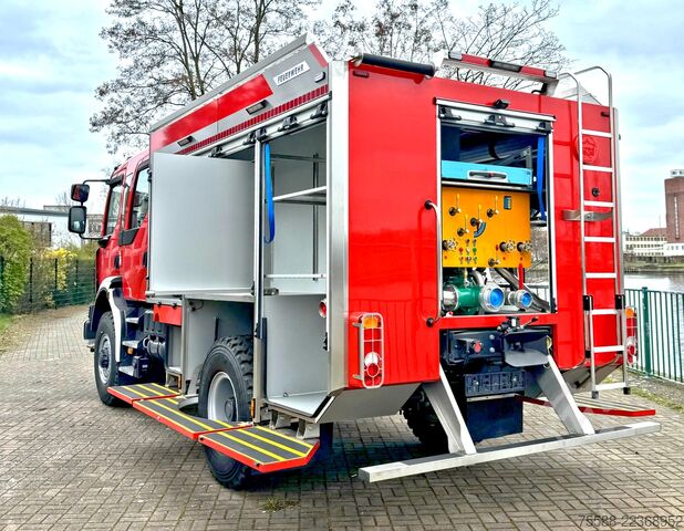 Fire truck Renault D14 TLF3000 Allrad 4x4 Tanklöschfahrzeug