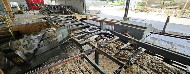Sägewerksbeschickungsanlage.  