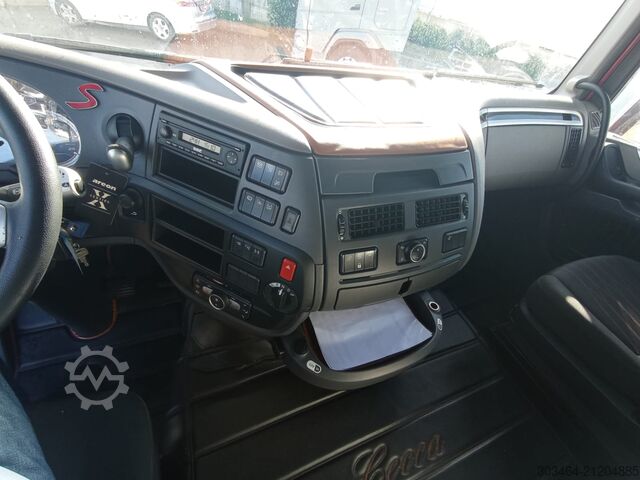 Standard SZM DAF XF 530 FT