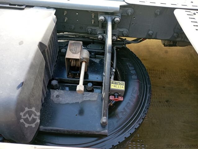 Standard SZM DAF XF 530 FT