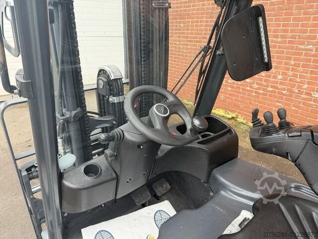 Elektro 3 Rad-Stapler Linde E16-02