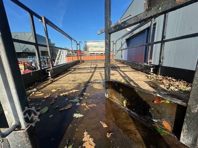 Scissor lift Holland Lift B165EL25