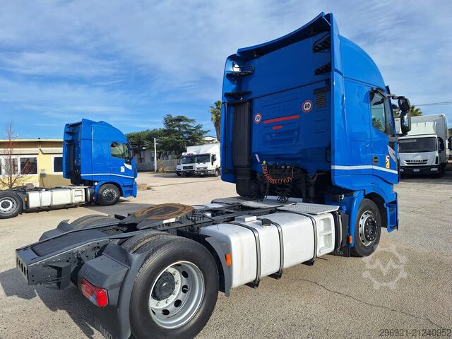 Standard SZM Iveco STRALIS AS440S46