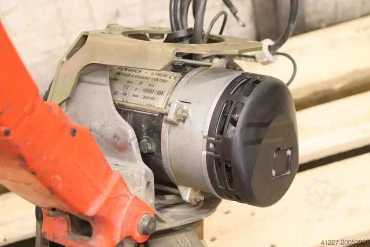 Drawbar complete with drive Linde L 12 24 V