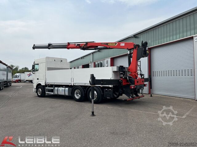 Truck mounted crane DAF XF 480*Palfinger Kran*Lift/Lenkachse*394 TKM*