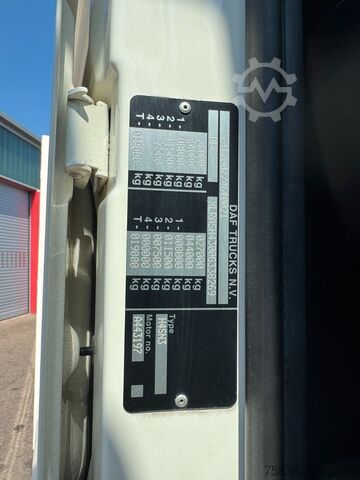 Flatbed truck DAF XF 480*Palfinger Kran*Lift/Lenkachse*394 TKM*