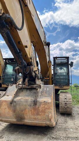 Chain excavator Caterpillar 330 DLN