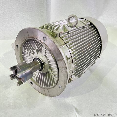Motor SIEMENS 1LE1501-2AB63-4FA4