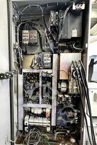 Horizontal machining center MORI SEIKI NHX 4000