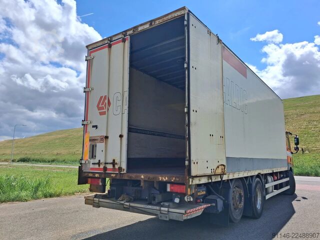 Suitcase DAF CF 85.360 * 6x2  * Euro 4 * 1 x Bed
