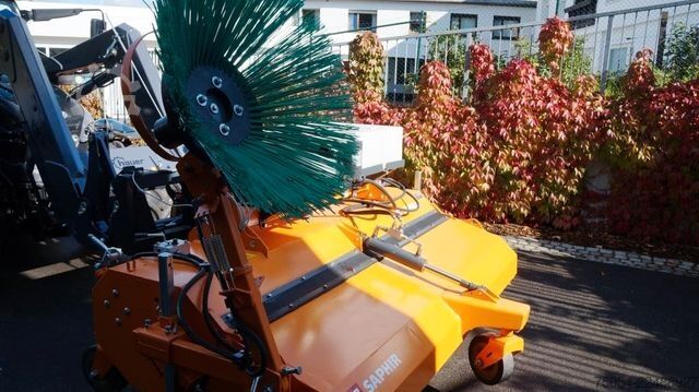 Road sweeper SAPHIR Kehrmaschine Saphir