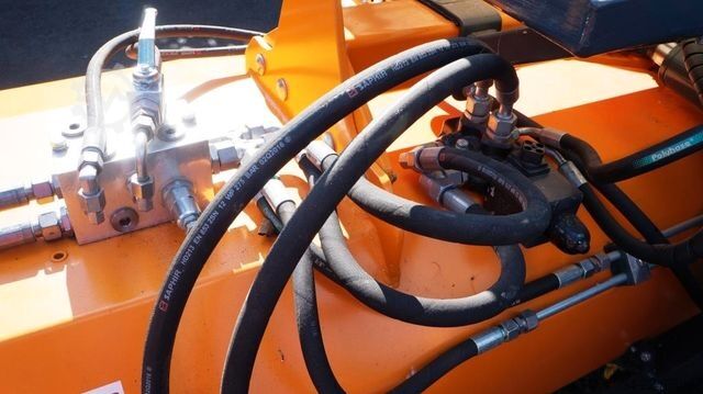 Road sweeper SAPHIR Kehrmaschine Saphir