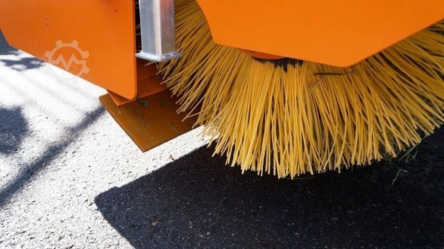 Road sweeper SAPHIR Kehrmaschine Saphir
