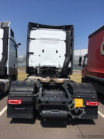 Standard tractor unit MERCEDES-BENZ ACTROS 1851 LS, BIGSPACE,  RETARDER MIETKAUF MGL.
