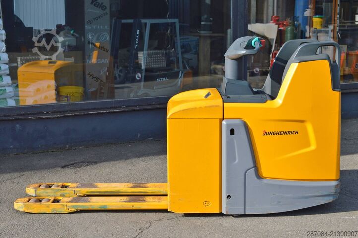 Niederhubwagen Jungheinrich ERE 120