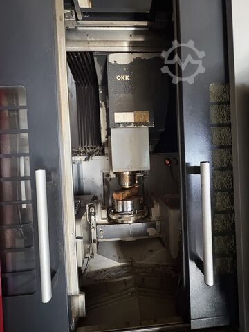 Universal-Bearbeitungszentrum OKK VC-X350