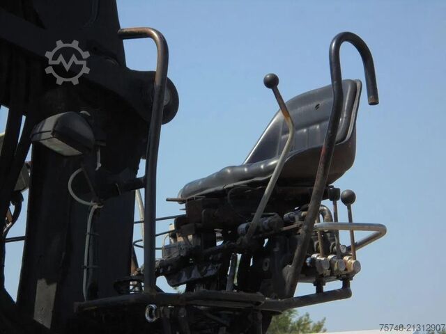 Flatbed Scania R730 V8 + Euro 5 + Loglift 115Z + 6X4