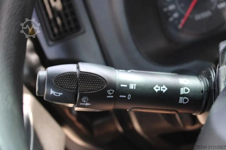 Box body Iveco EuroCargo 120 .210 + Euro 6 + Dhollandia Lift +...