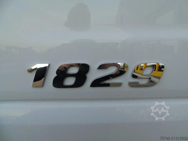 Curtain sided Mercedes-Benz Axor 1829 + euro 5 + lift + manual