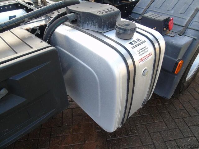 Standard tractor Iveco Stralis 480 4X2 +RETARDER+ HYDRAULIC + EURO 6