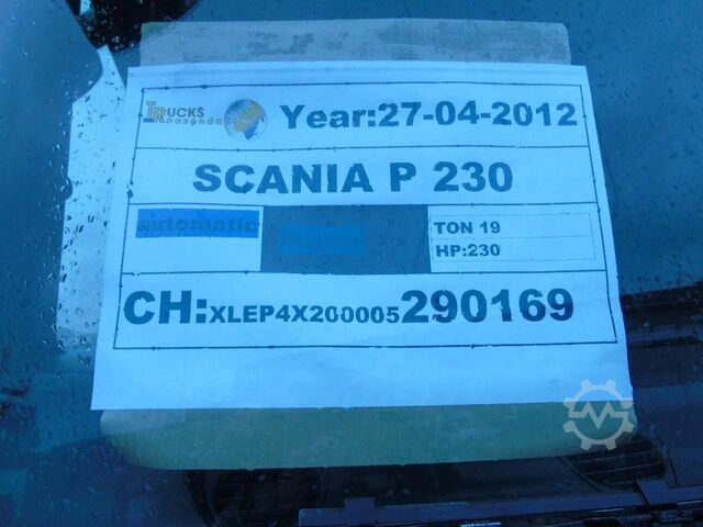 Kühl-/Tiefkühltransport Scania P230 LOW KLM +  CARRIER + LOADLIFT +