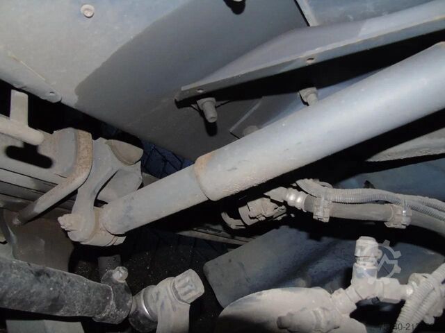 Kühl-/Tiefkühltransport Scania P230 LOW KLM +  CARRIER + LOADLIFT +