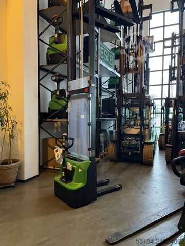 Hochhubwagen Cesab S010i