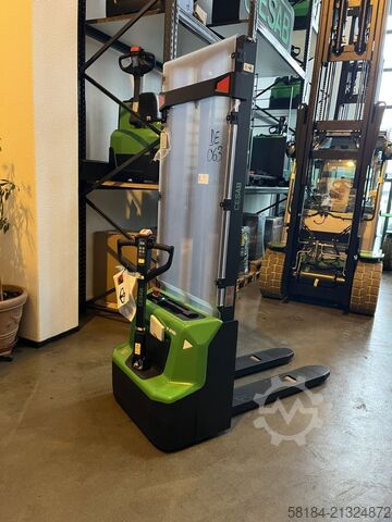 Hochhubwagen Cesab S010i