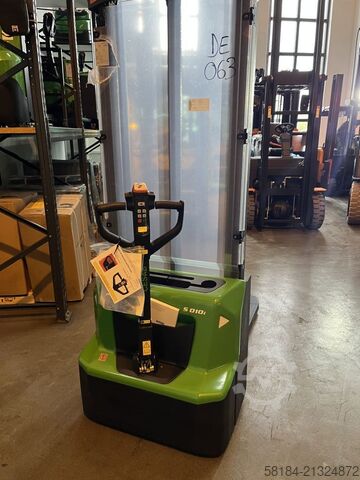 Hochhubwagen Cesab S010i