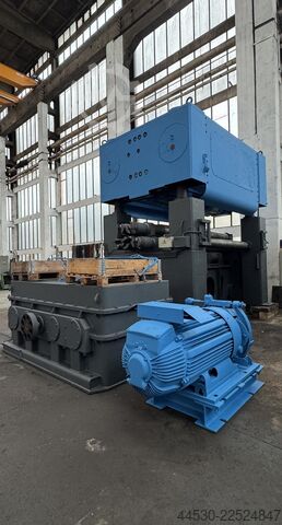Blechrichtanlage WMW Wildau UBR 32x2500